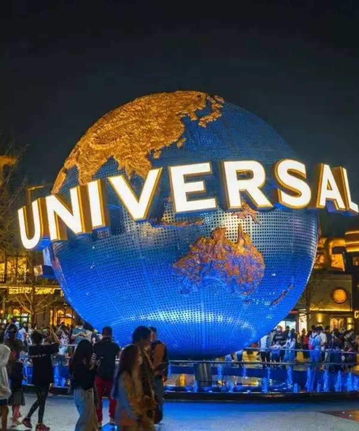 Eat Beijing duck Eat Beijing duck